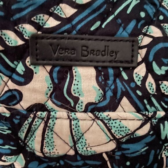 Vera Bradley Shore Enough large traveler duffel bag NWOT - Picture 14 of 14